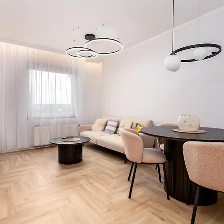 Unruga 2-bedroom